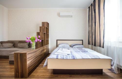 Apartment Near Obolon Metro Station