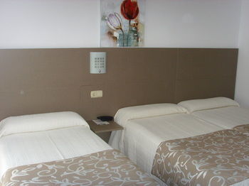 Hotel Hostal Residencia Fornos