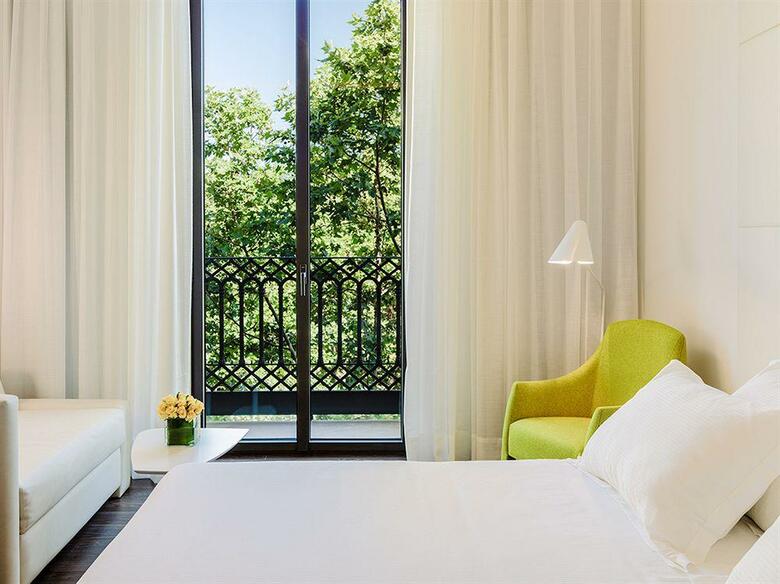 Hotel H10 Urquinaona Plaza