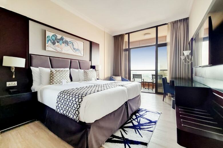 Aparthotel Two Seasons Hotel (former Gloria)