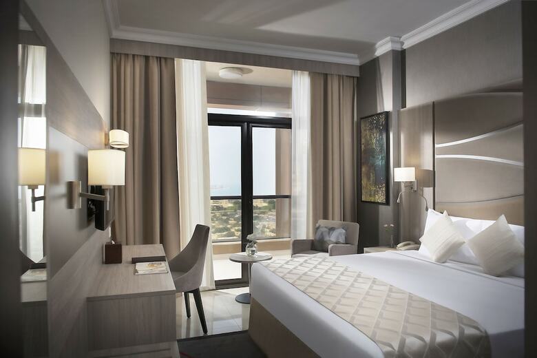 Aparthotel Two Seasons Hotel (former Gloria)