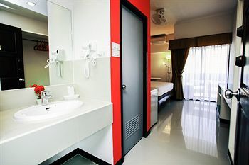 Hotel A-2 House (dlx Fam Room Only)