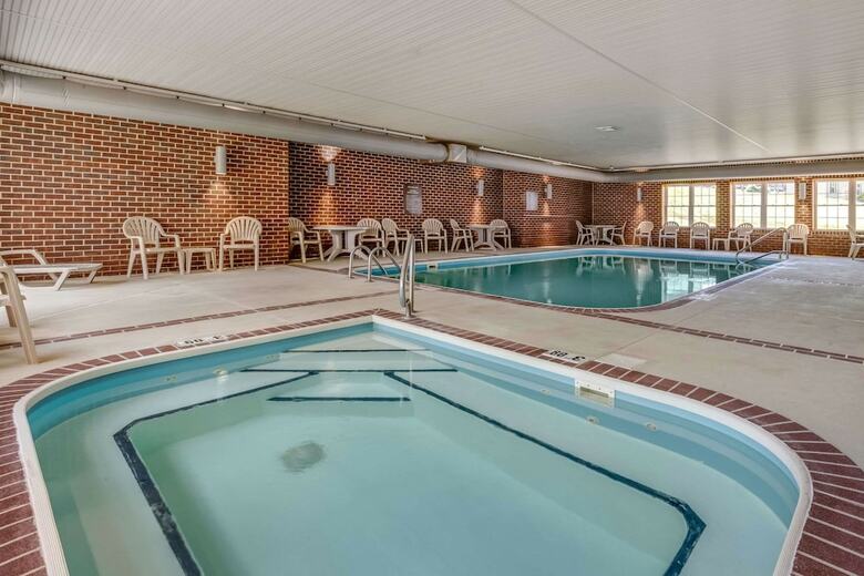 Hotel Comfort Suites