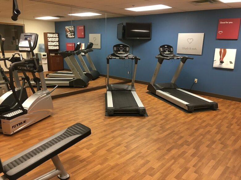 Hotel Comfort Suites