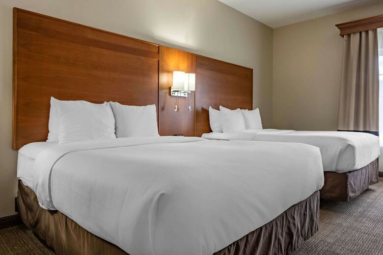 Hotel Comfort Suites