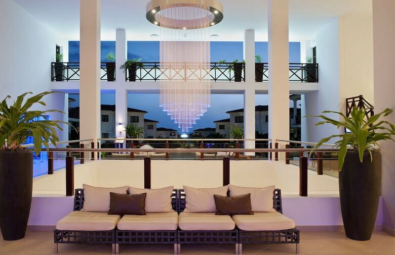Hotel Melia Tortuga Beach Resort
