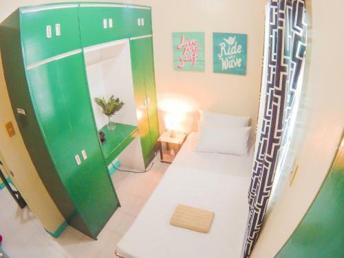 Nomadsmnl Backpackers Homestay