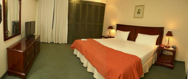 Hotel Toborochi Suites
