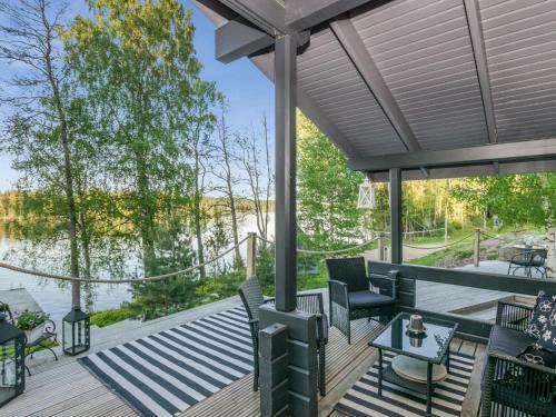 Holiday Home V�yl�nvarsi