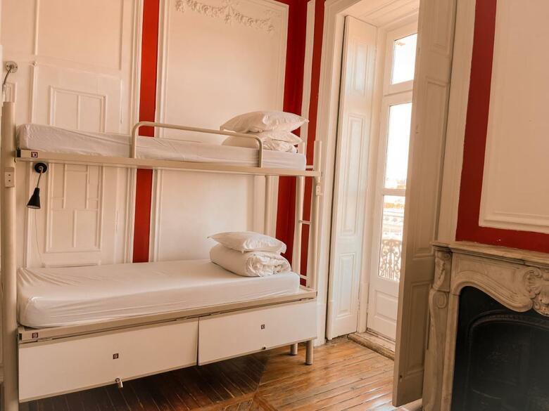 Hotel Hostal Equity Point Lisboa