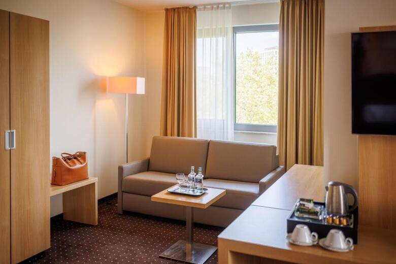 Best Western Premier Hotel Lanzcarre