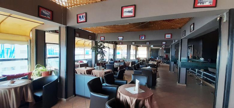 New Farah Hotel