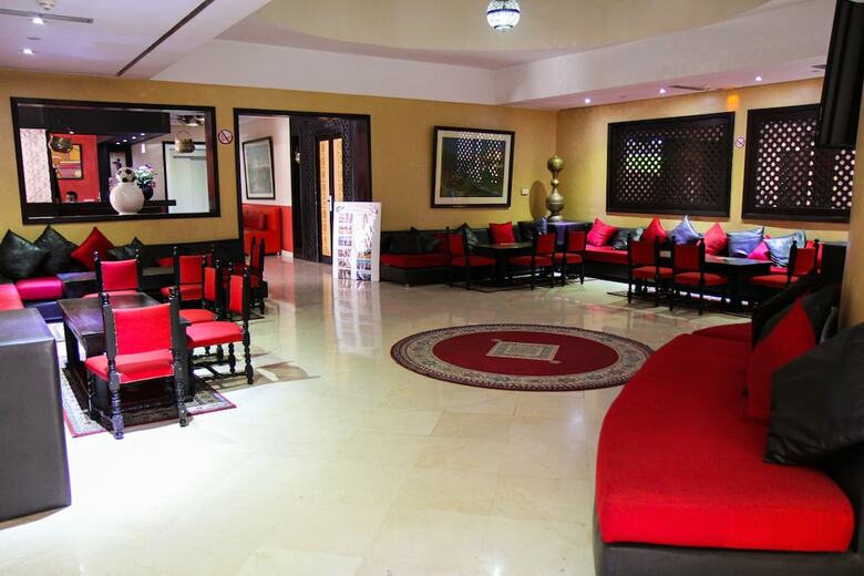 New Farah Hotel
