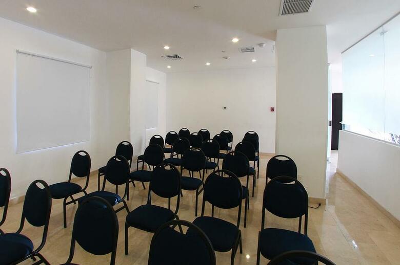 Hotel One Culiacan Forum