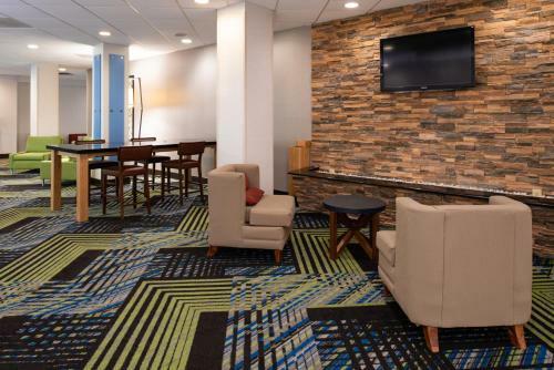 Best Western Plus Towson Baltimore North Hotel & Suites