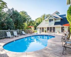 Baechtel Creek Inn & Spa An Ascend Hotel Collection Member