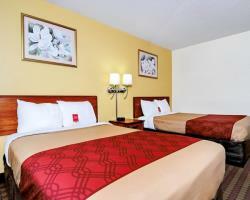 Hotel Econo Lodge Near Motor Speedway