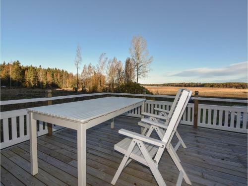 Three-bedroom Holiday Home In Kristinehamn