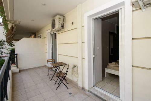 Apartment & Parking 100m Kerameikos Metro