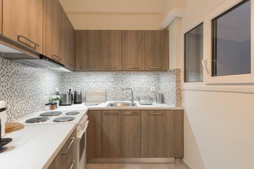 Cosy And Spacious 1bd Apartment - Koukaki By Upstreet