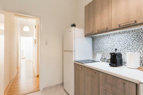 Cosy And Spacious 1bd Apartment - Koukaki By Upstreet