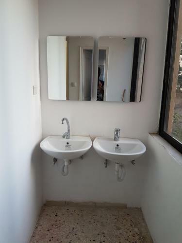 Acropolis Hostel