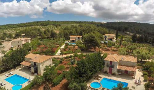 Villa Aresti Mountain Resort