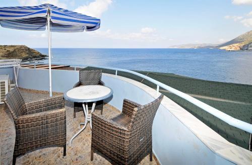 Sea View Apartments Cafe And Cocktail Bar