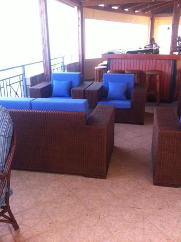 Sea View Apartments Cafe And Cocktail Bar