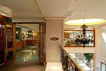 Hotel Almira