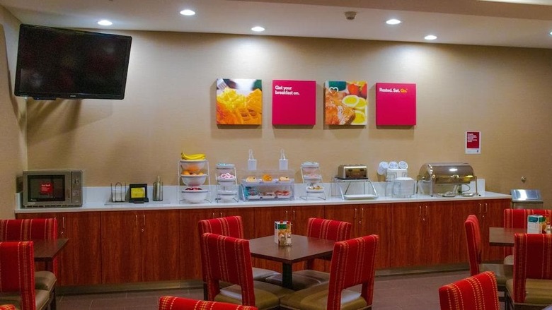 Hotel Comfort Suites