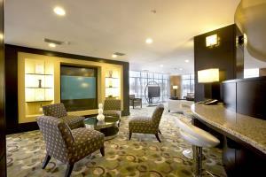Hotel Comfort Suites