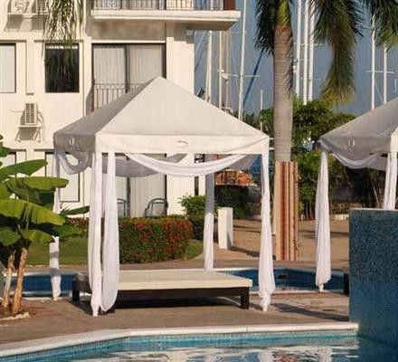 Hotel Raintree�s Villa Vera Puerto Vallarta