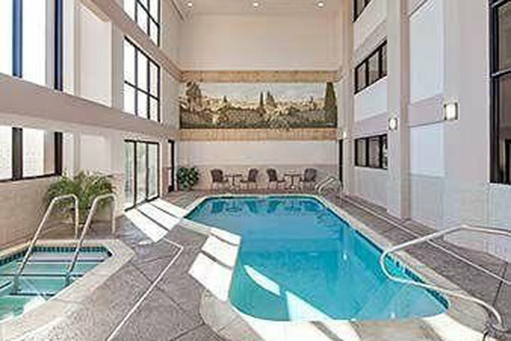 Hotel Hawthorn Inn And Suites Napa Valley