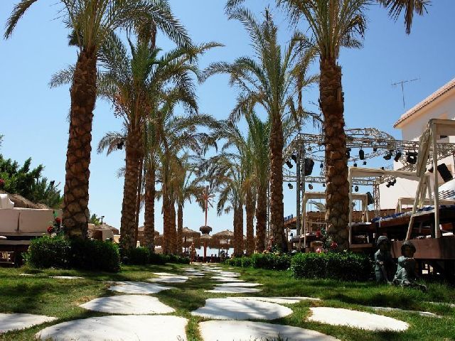 Elysees Apartment Hotel