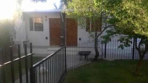 Rada Tilly Apart