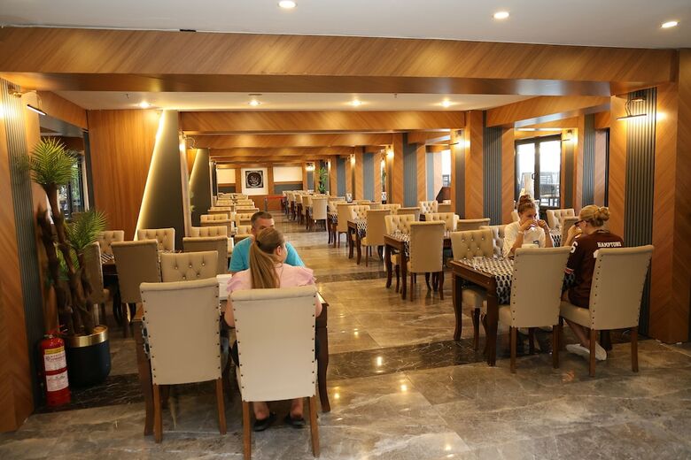 Side Yesiloz Hotel