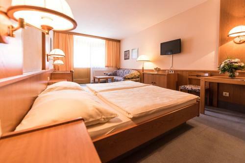 Hostal Gasthof Zum Hirschen