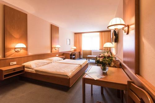 Hostal Gasthof Zum Hirschen