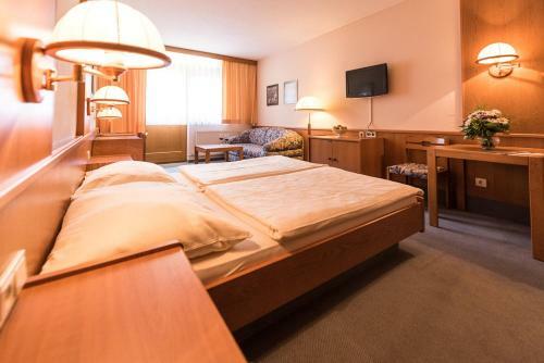 Hostal Gasthof Zum Hirschen