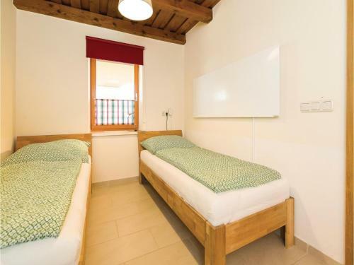 One-bedroom Holiday Home In Deutsch-schutzen
