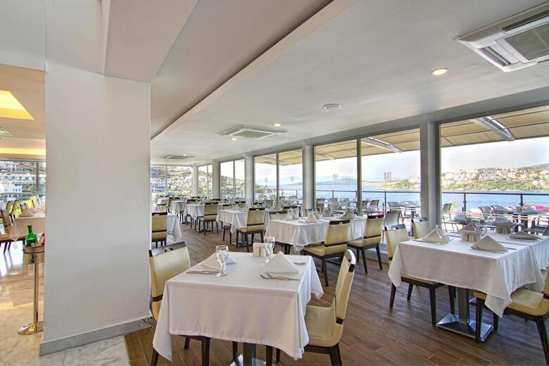 Hotel Baia