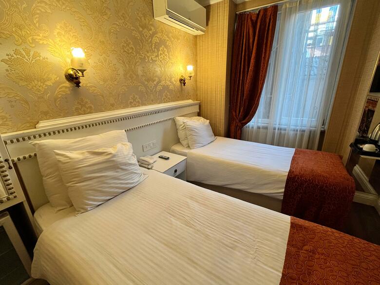 Golden Horn Hotel