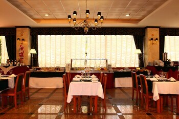Hotel Ramada By Wyndham Buenos Aires Vicente Lopez