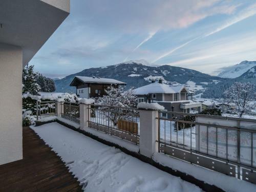 Chalet Grubing