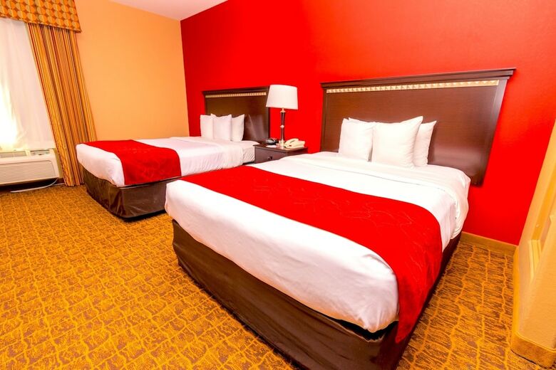 Hotel Comfort Suites Pearland - South Houston