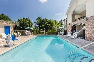 Hotel Howard Johnson Express Inn Savannah Ga