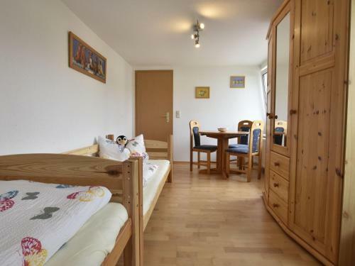 Beautiful Bungalow In Kropelin With Garden