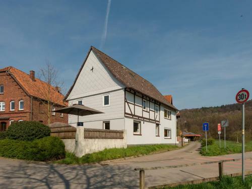 Modern Holiday Home Near River In Amelgatzen