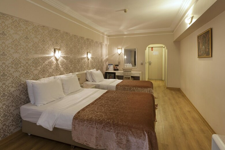 Grand Anka Hotel